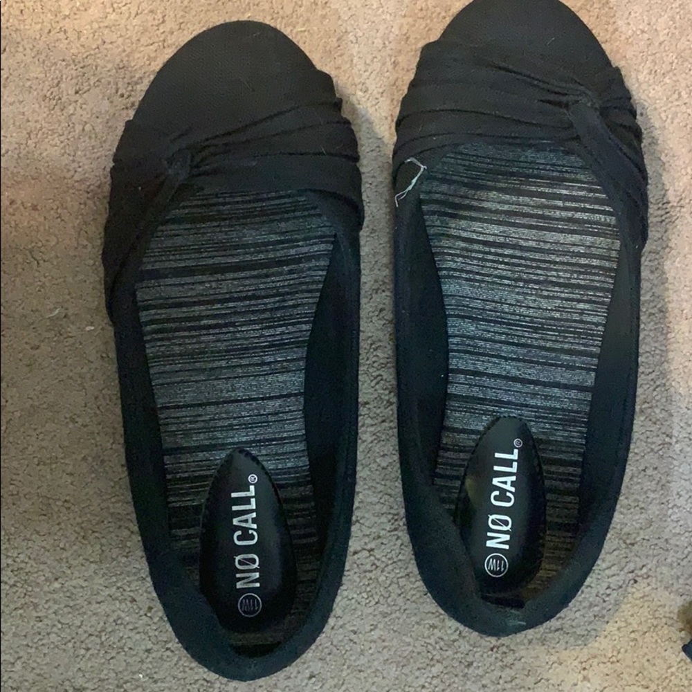 Black dress flats WIDE